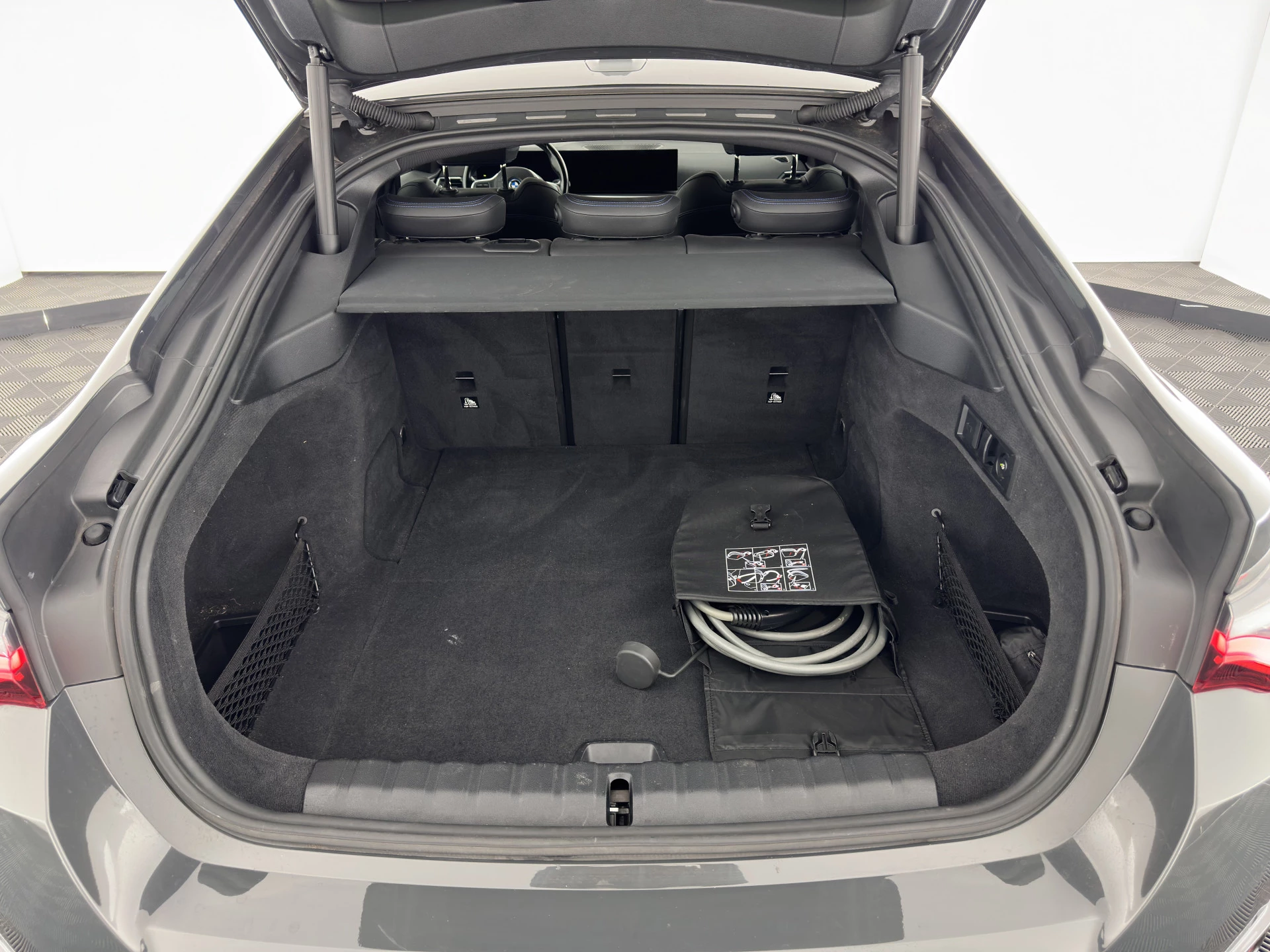 Hoofdafbeelding BMW i4