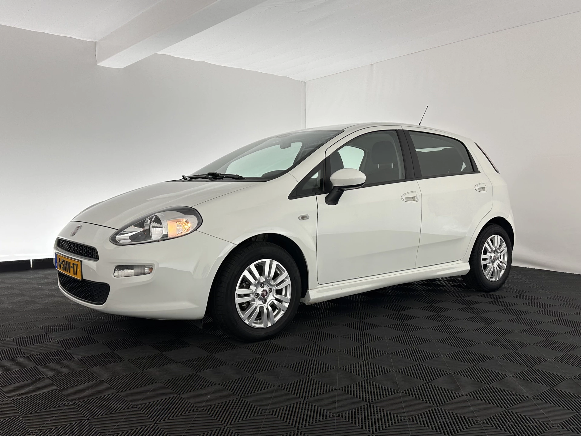 Hoofdafbeelding Fiat Punto