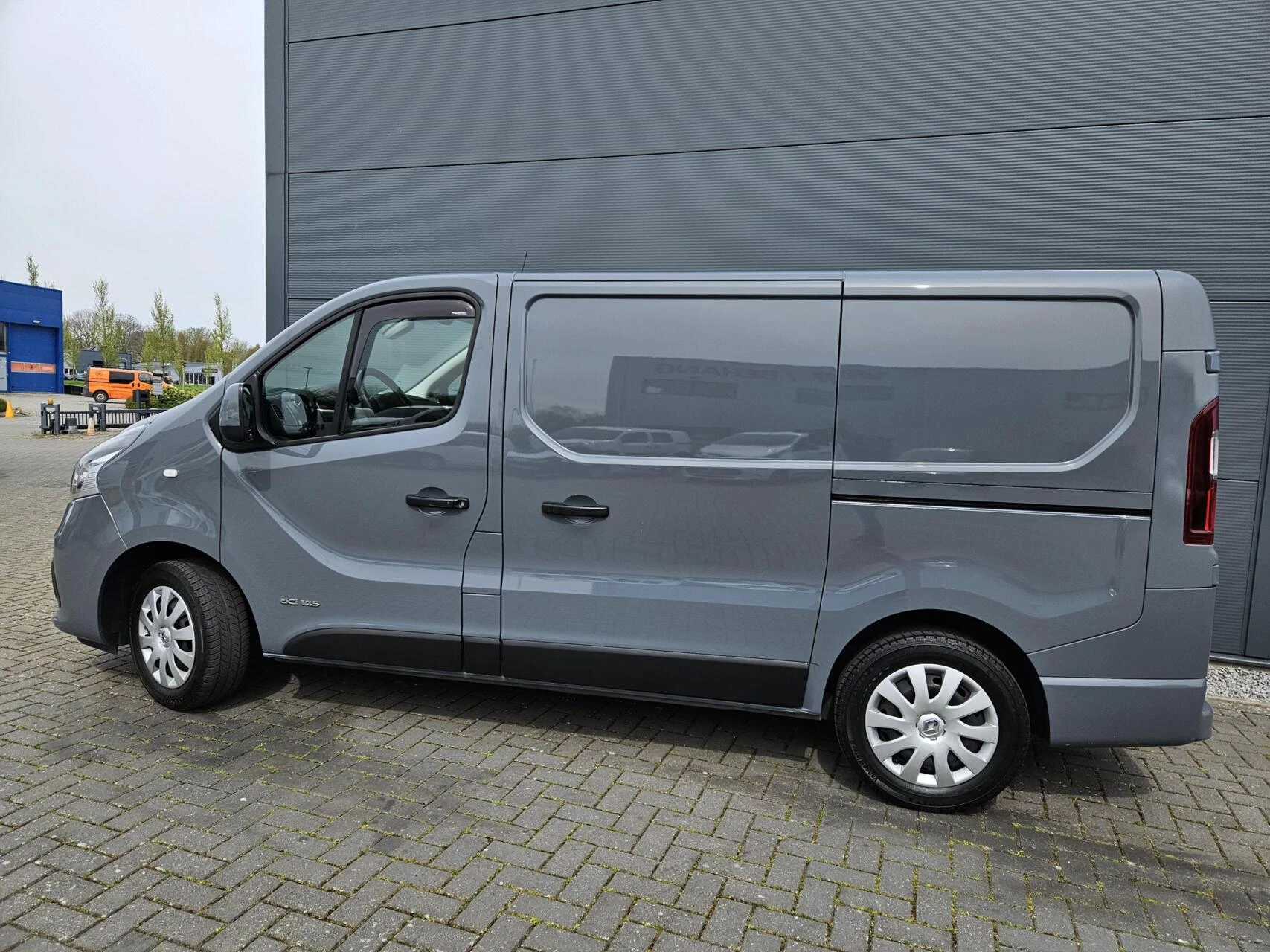 Hoofdafbeelding Nissan NV300