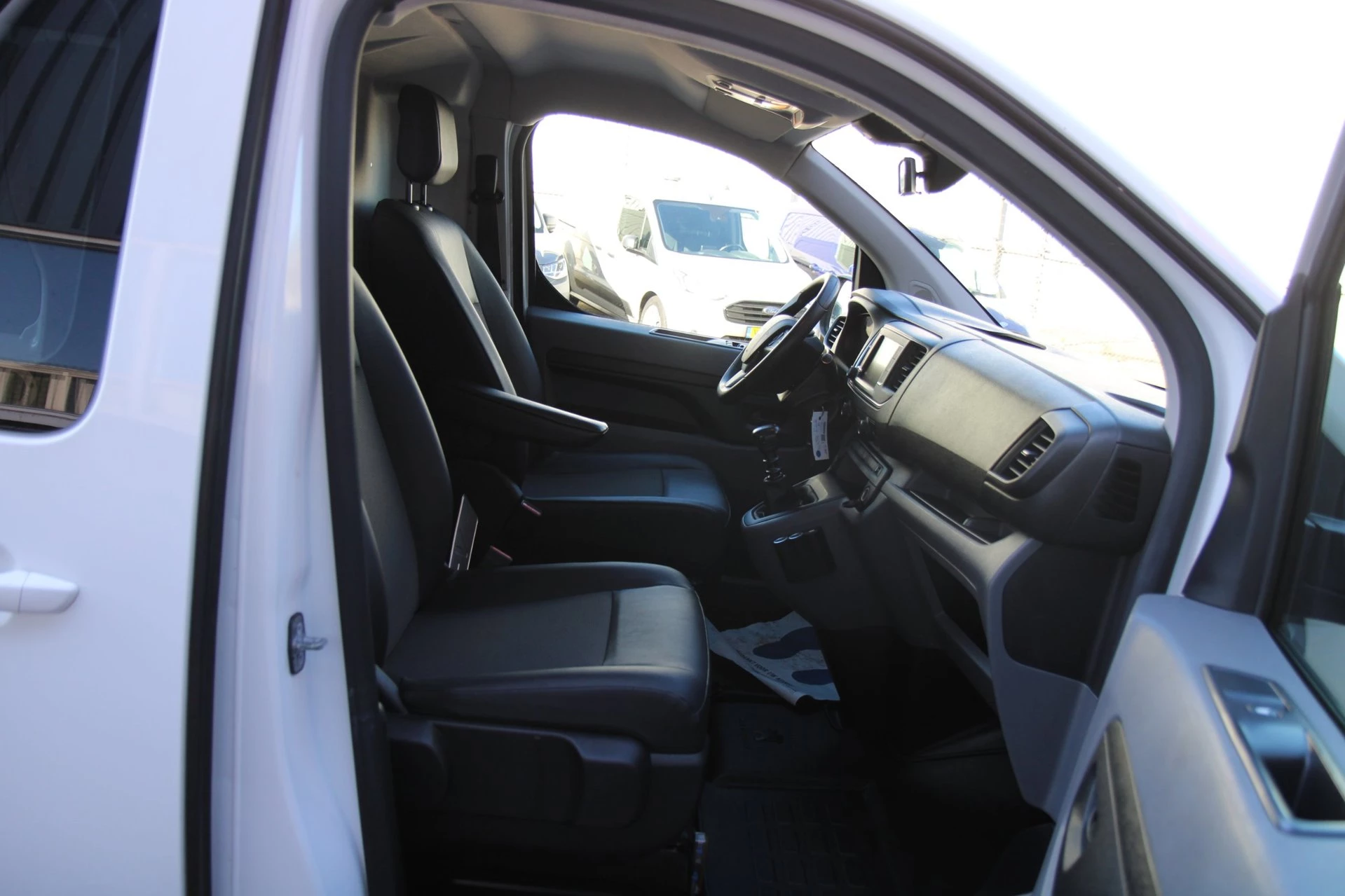 Hoofdafbeelding Peugeot Expert