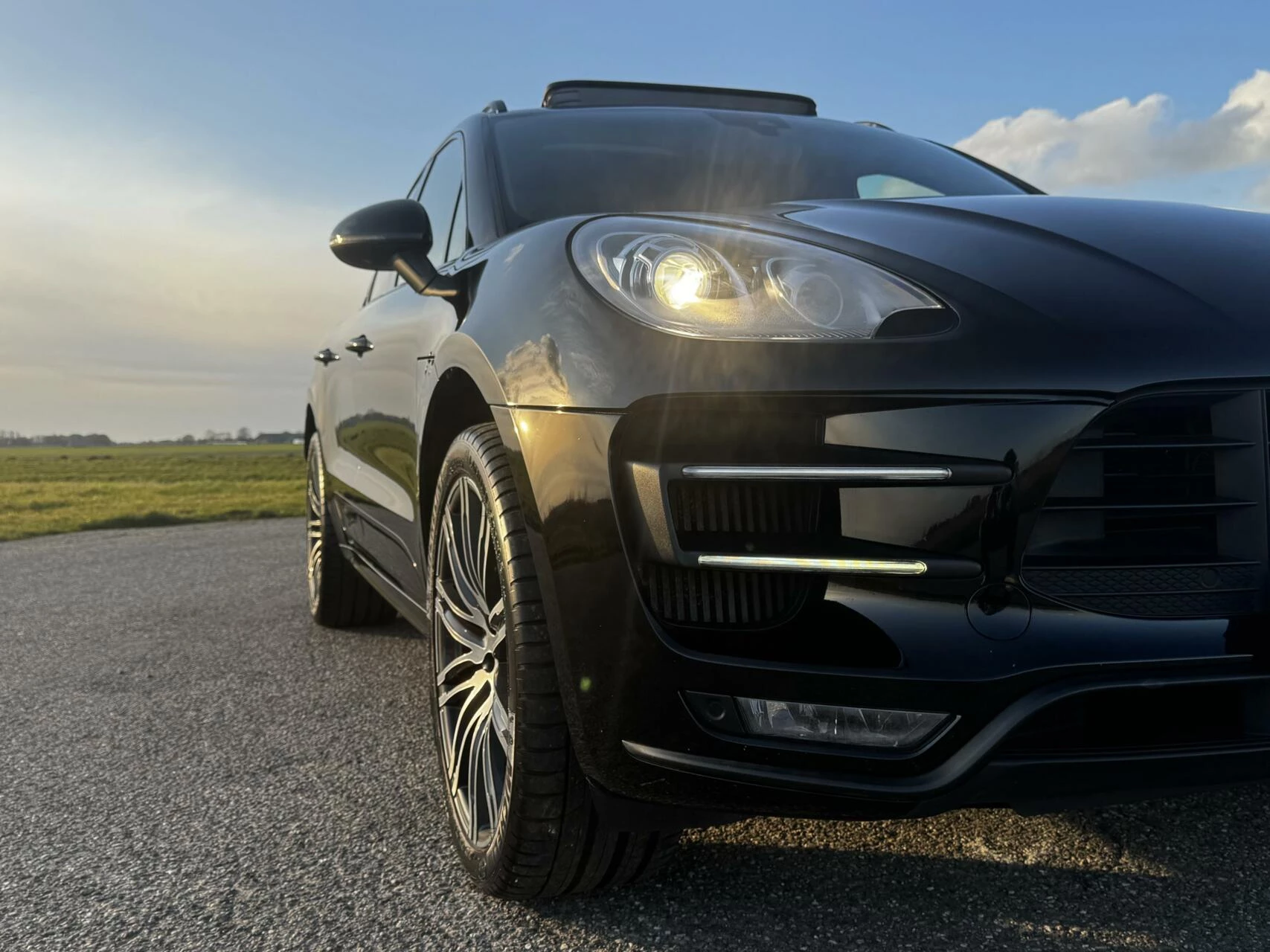 Hoofdafbeelding Porsche Macan