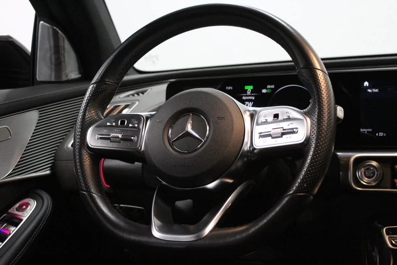 Hoofdafbeelding Mercedes-Benz EQC