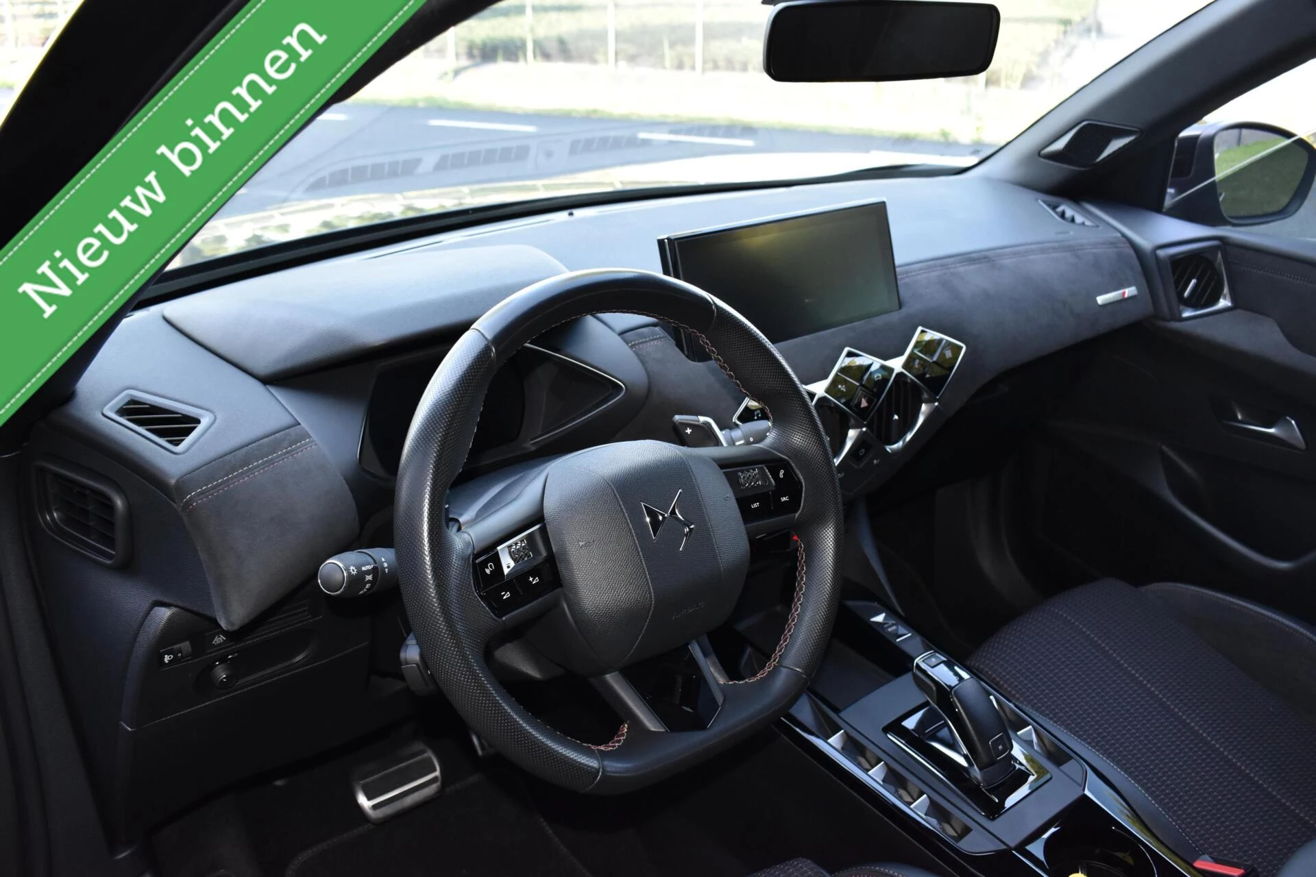 Hoofdafbeelding DS DS 3