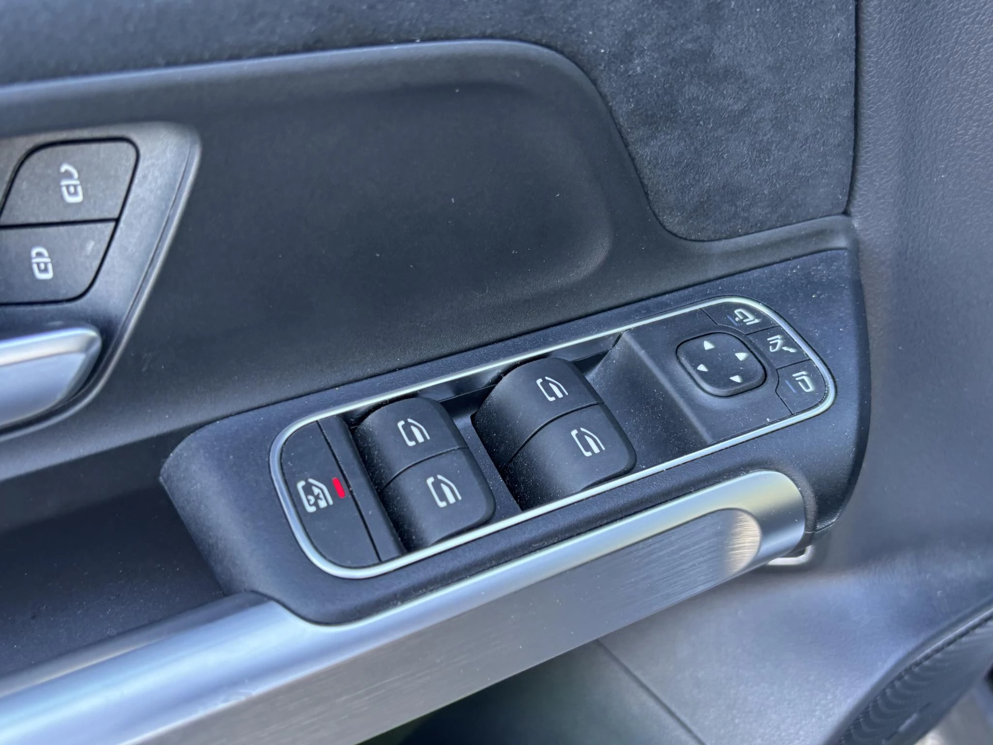 Hoofdafbeelding Mercedes-Benz EQB