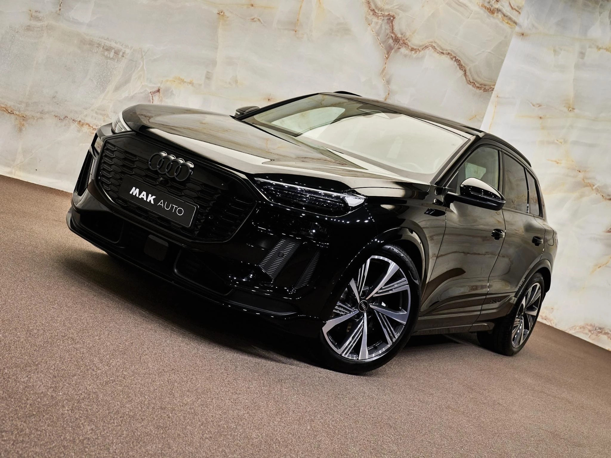 Hoofdafbeelding Audi SQ6