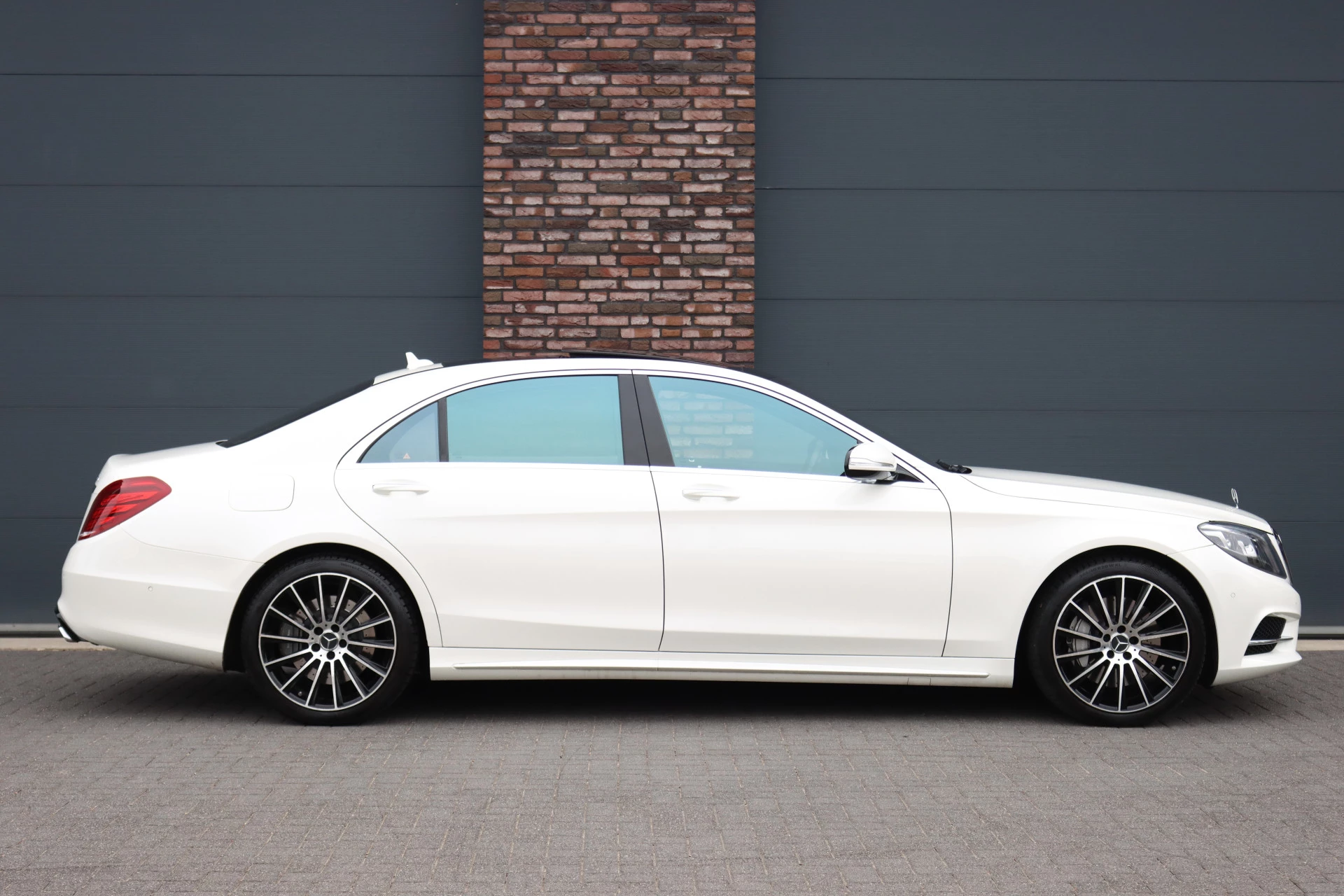 Hoofdafbeelding Mercedes-Benz S-Klasse