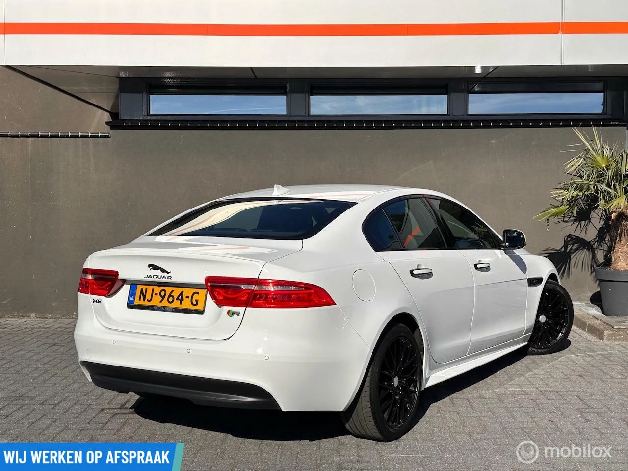 Hoofdafbeelding Jaguar XE
