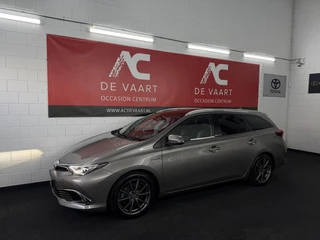 Toyota Auris 1.8 Hybrid Executive - NAVI/XENON/PANO/PDC/NAP