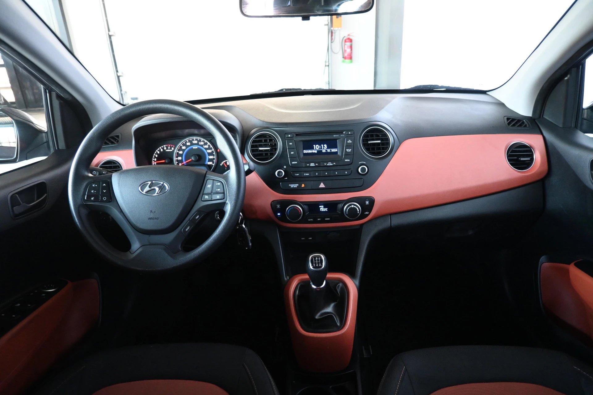 Hoofdafbeelding Hyundai i10