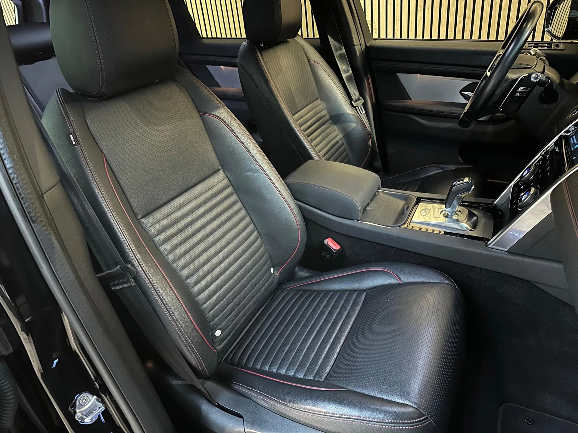 Hoofdafbeelding Land Rover Discovery Sport