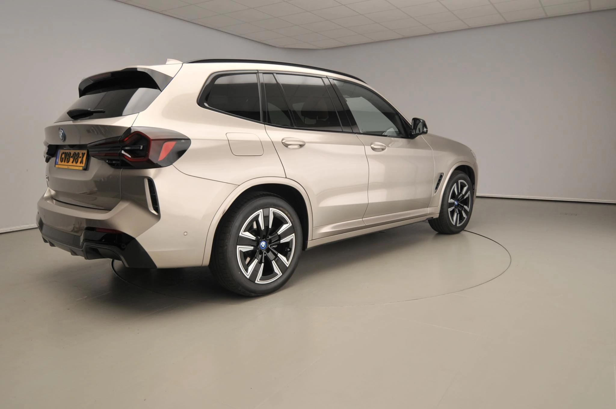 Hoofdafbeelding BMW iX3