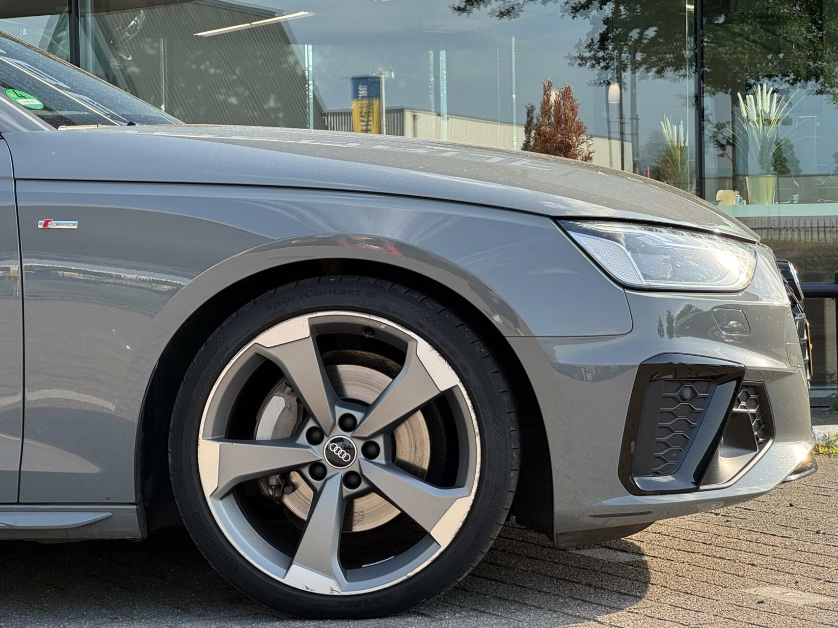 Hoofdafbeelding Audi A4