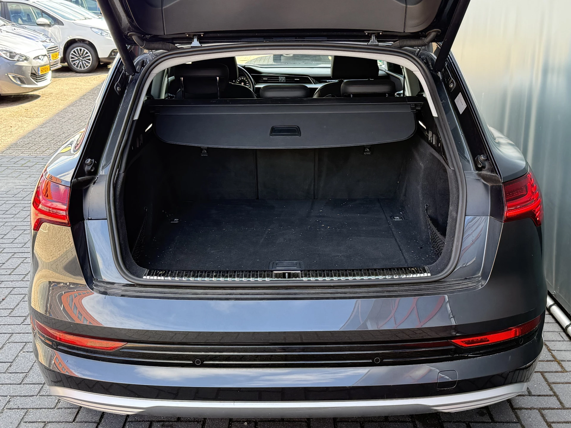 Hoofdafbeelding Audi e-tron