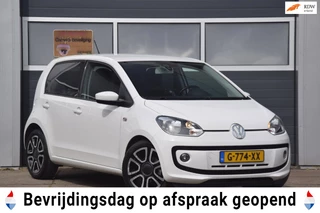 Volkswagen Up! 1.0 high up! STOELVERWARMING/LICHTMETALEN VELGEN 16"/NAVIGATIE