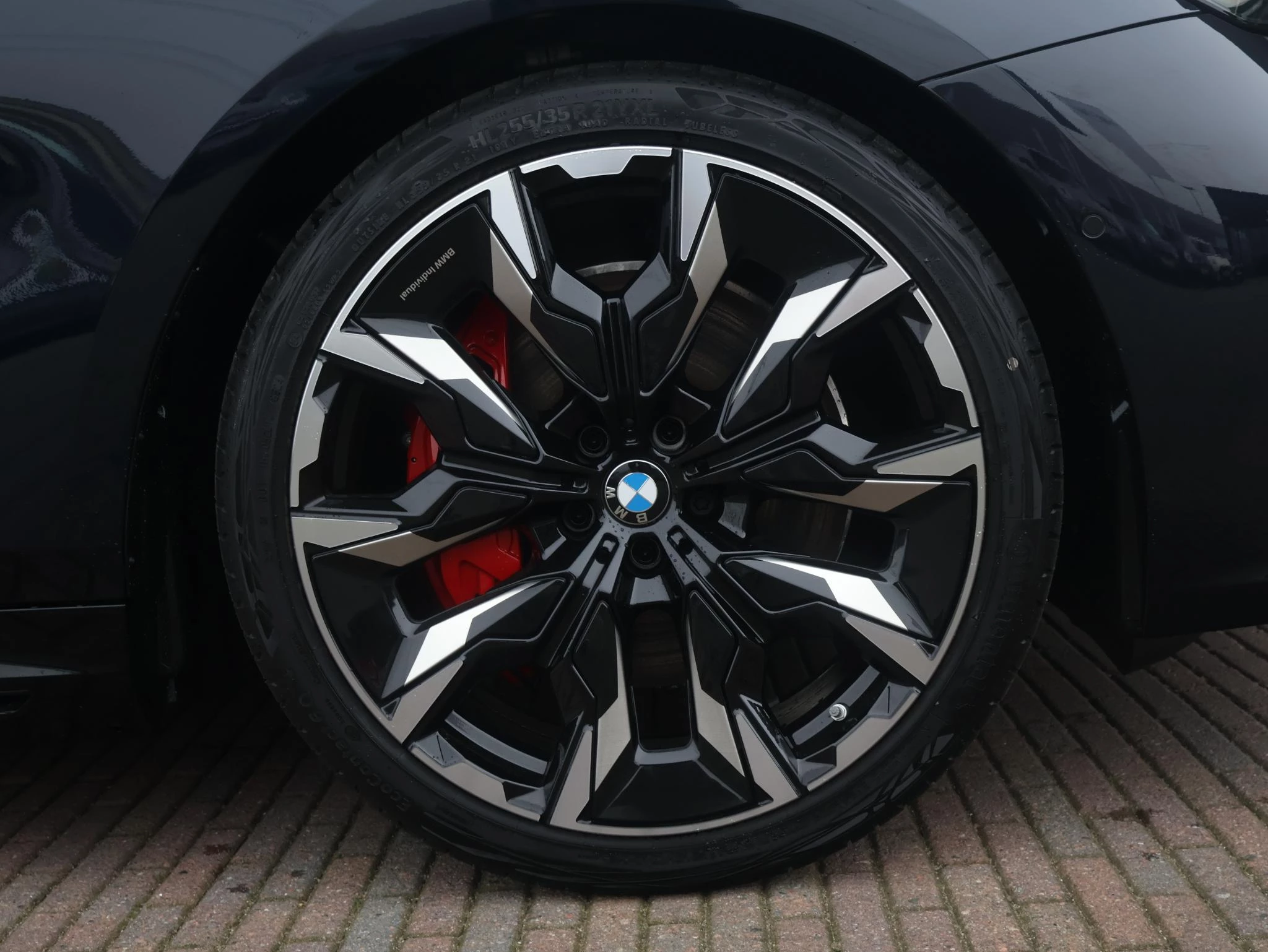 Hoofdafbeelding BMW i5