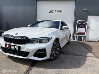 BMW 3-serie 330e M Sport Schuifdak Carplay