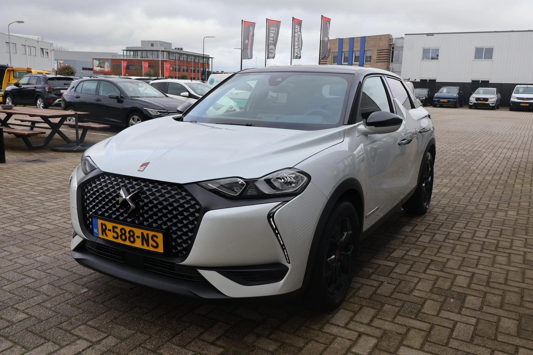 Hoofdafbeelding DS DS 3