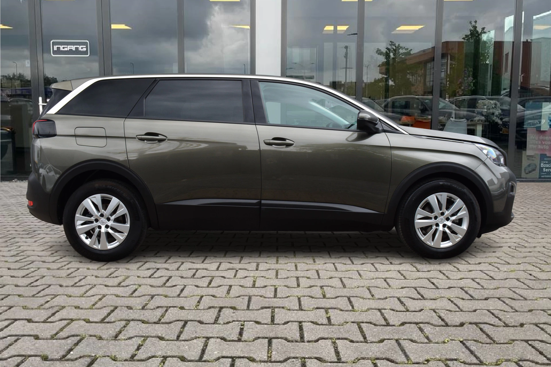 Hoofdafbeelding Peugeot 5008