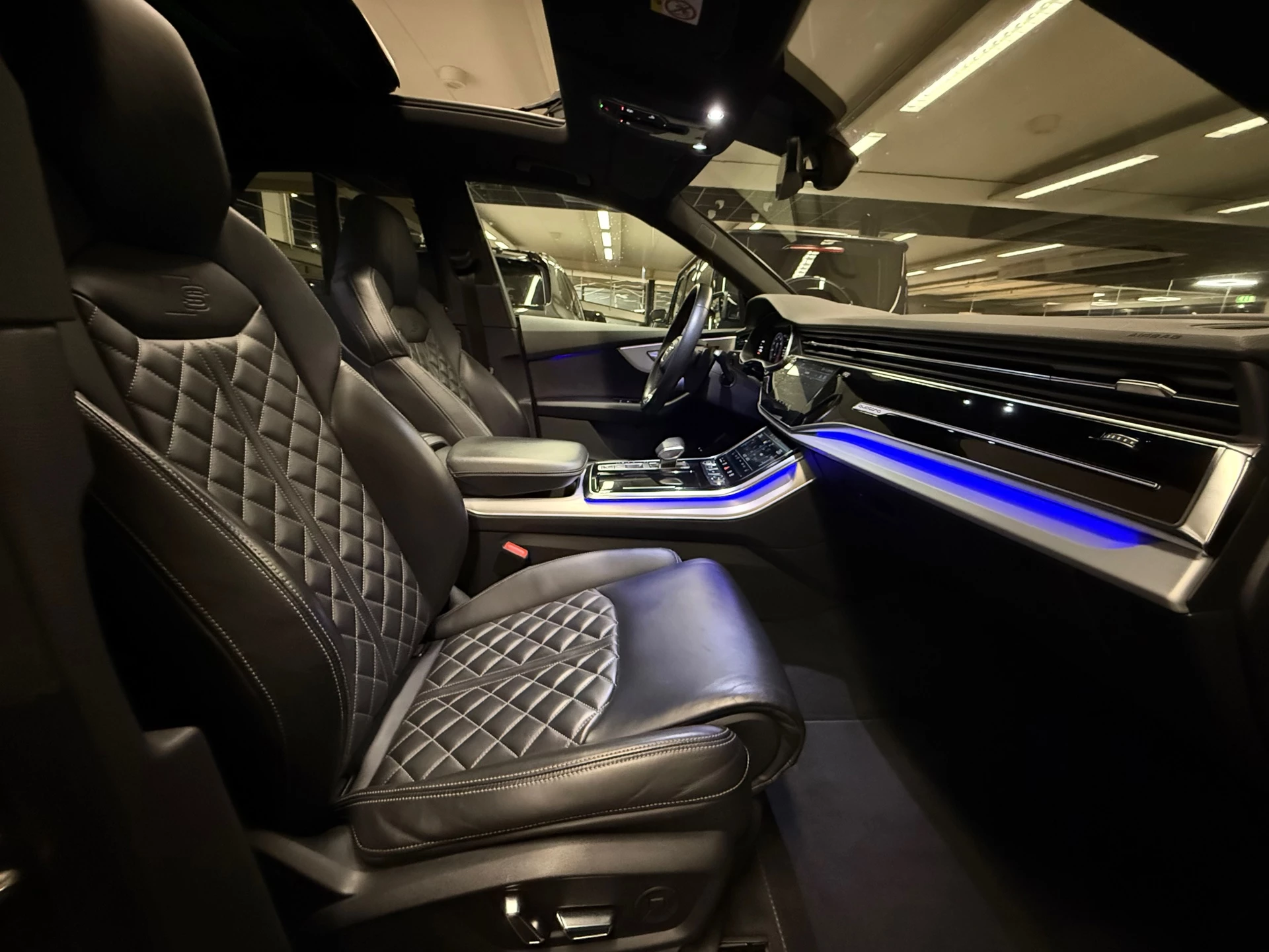 Hoofdafbeelding Audi Q8