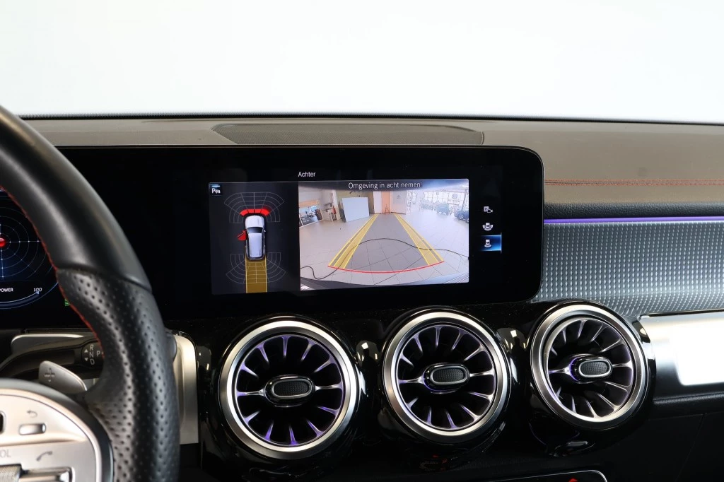 Hoofdafbeelding Mercedes-Benz EQB