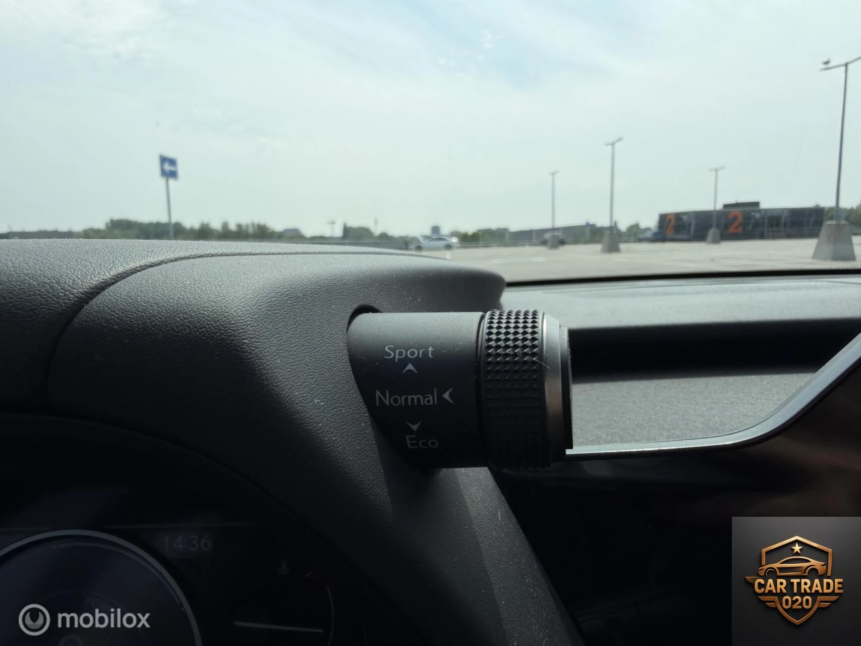 Hoofdafbeelding Lexus UX