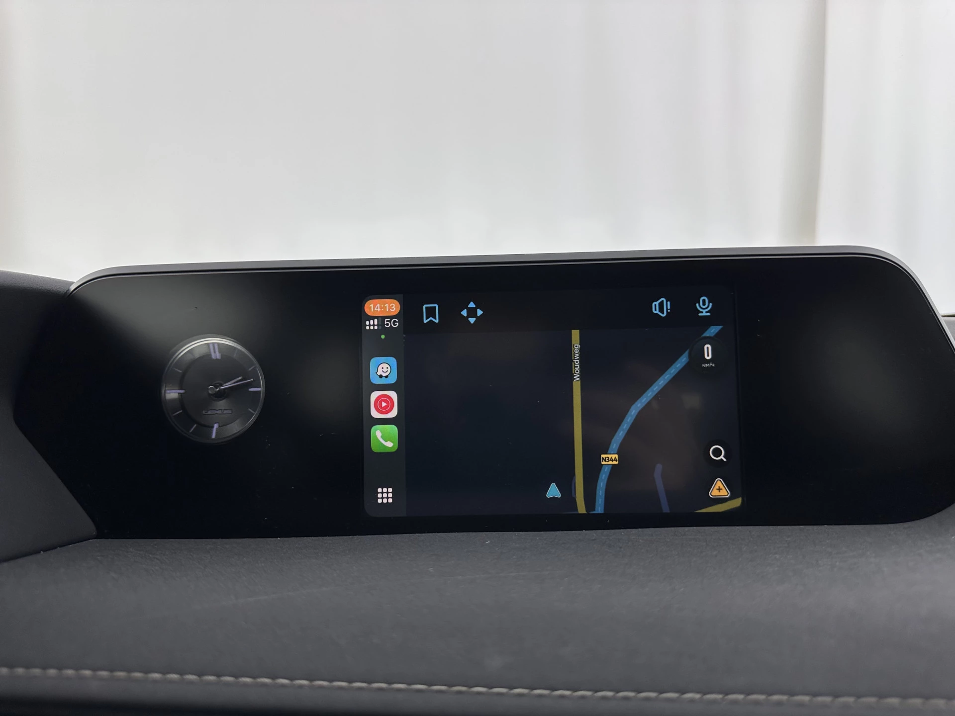 Hoofdafbeelding Lexus UX