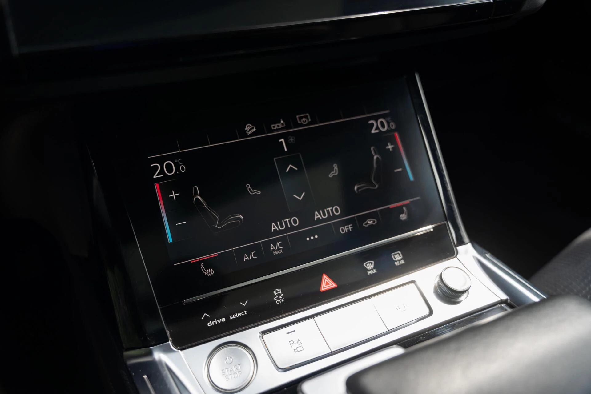 Hoofdafbeelding Audi e-tron