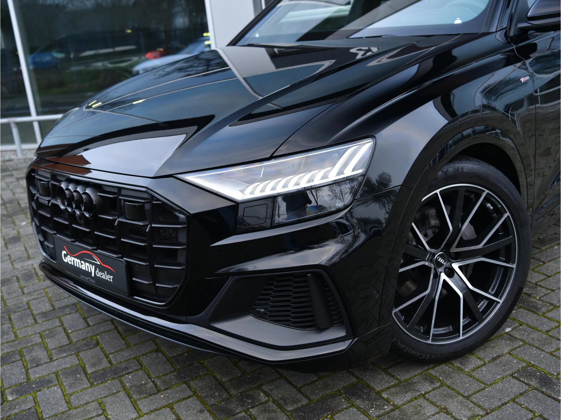 Hoofdafbeelding Audi Q8