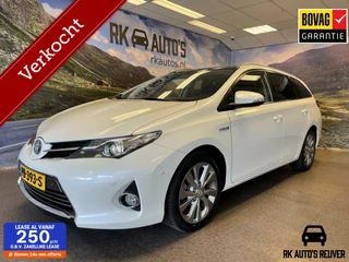 Hoofdafbeelding Toyota Auris Toyota Auris 1.8 Hybrid Executive / Panodak / VOL!