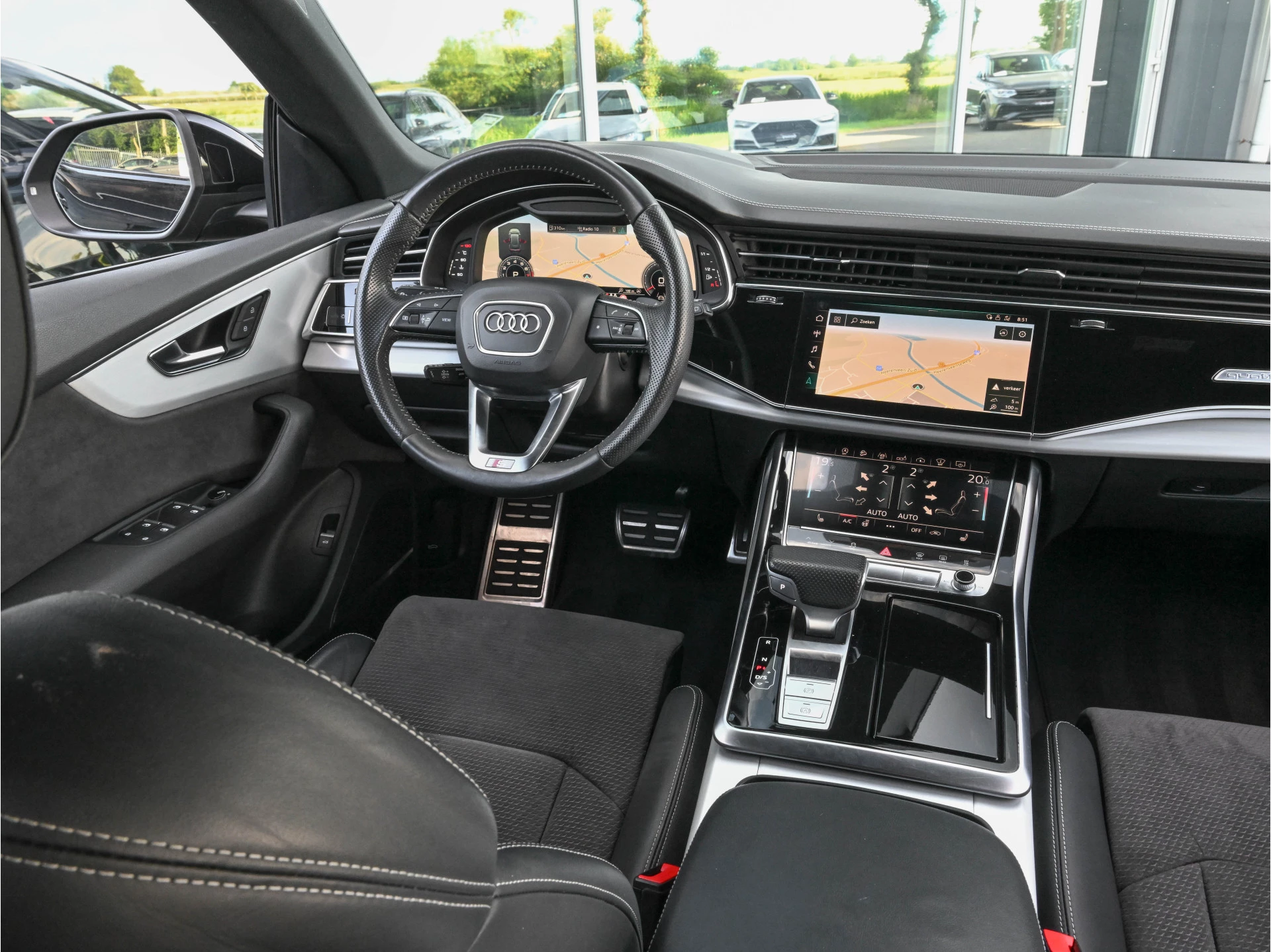 Hoofdafbeelding Audi Q8