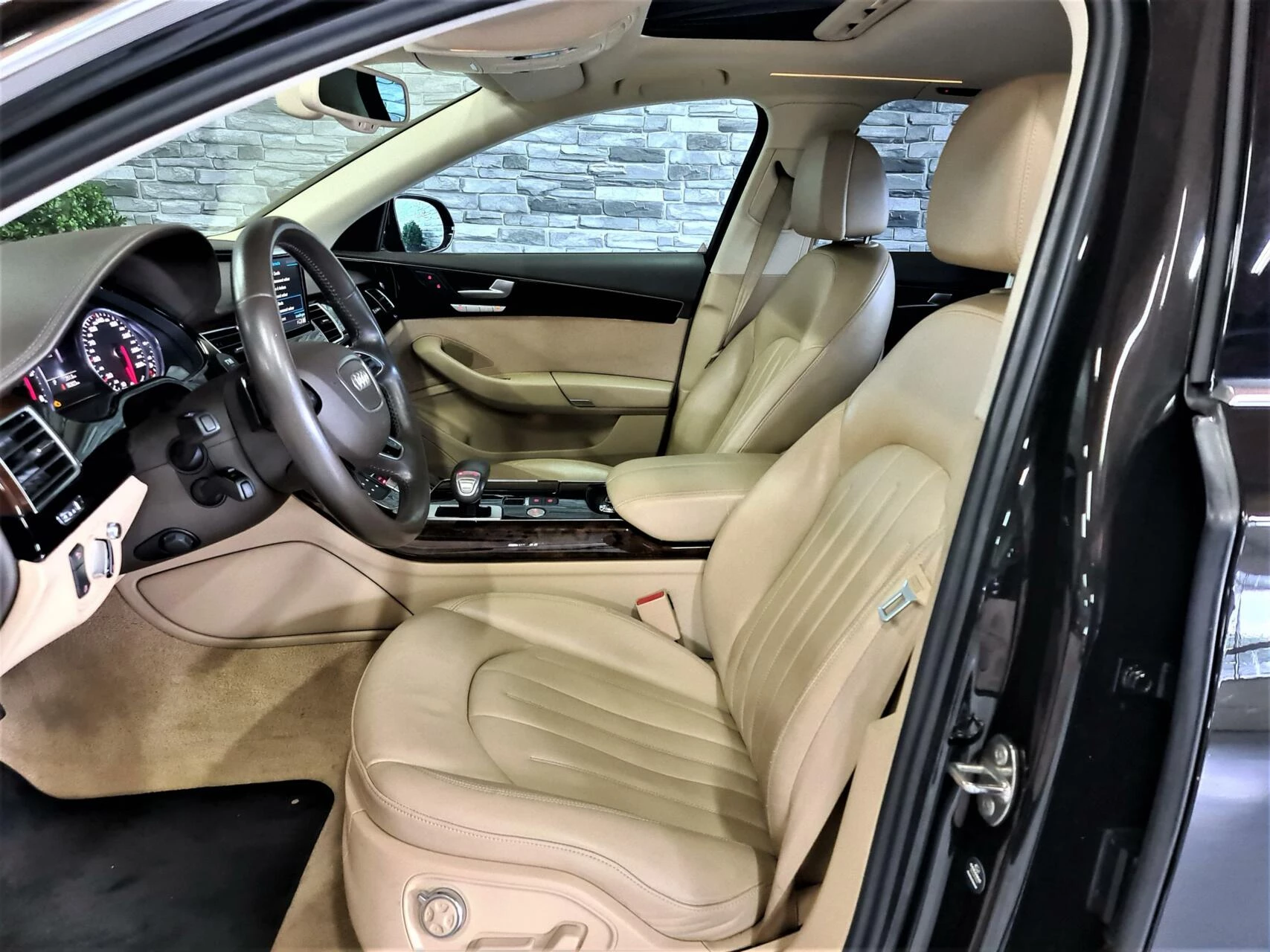 Hoofdafbeelding Audi A8