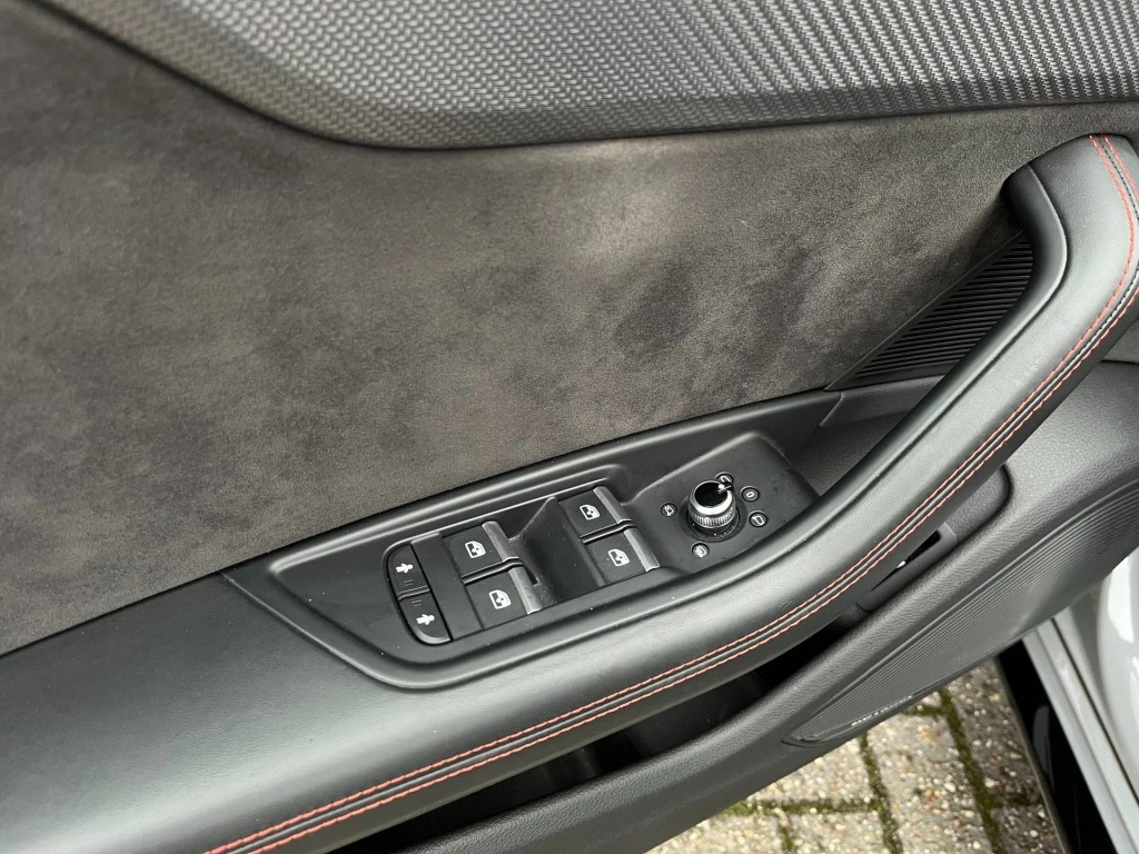 Hoofdafbeelding Audi RS4