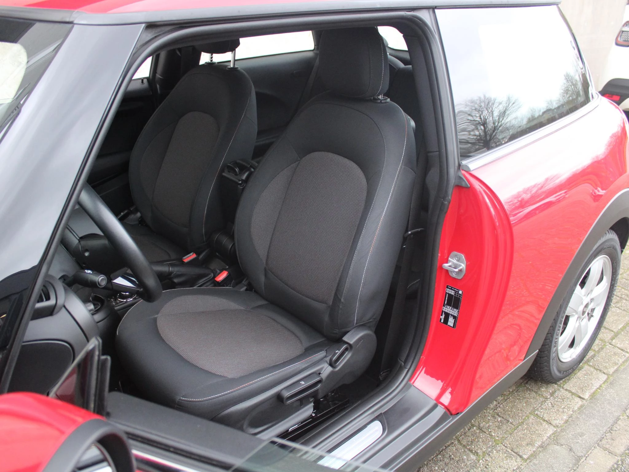 Hoofdafbeelding MINI One