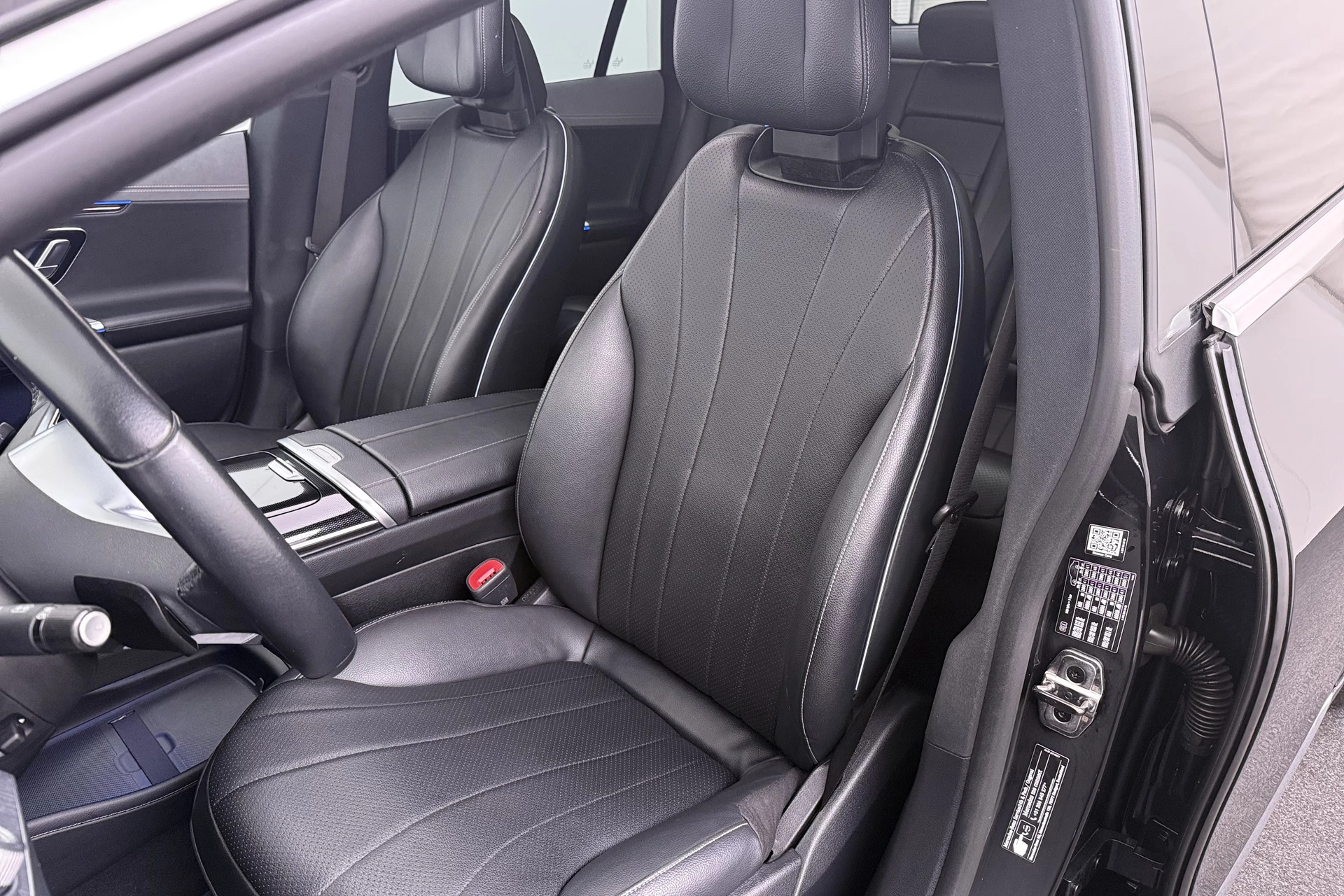 Hoofdafbeelding Mercedes-Benz EQE