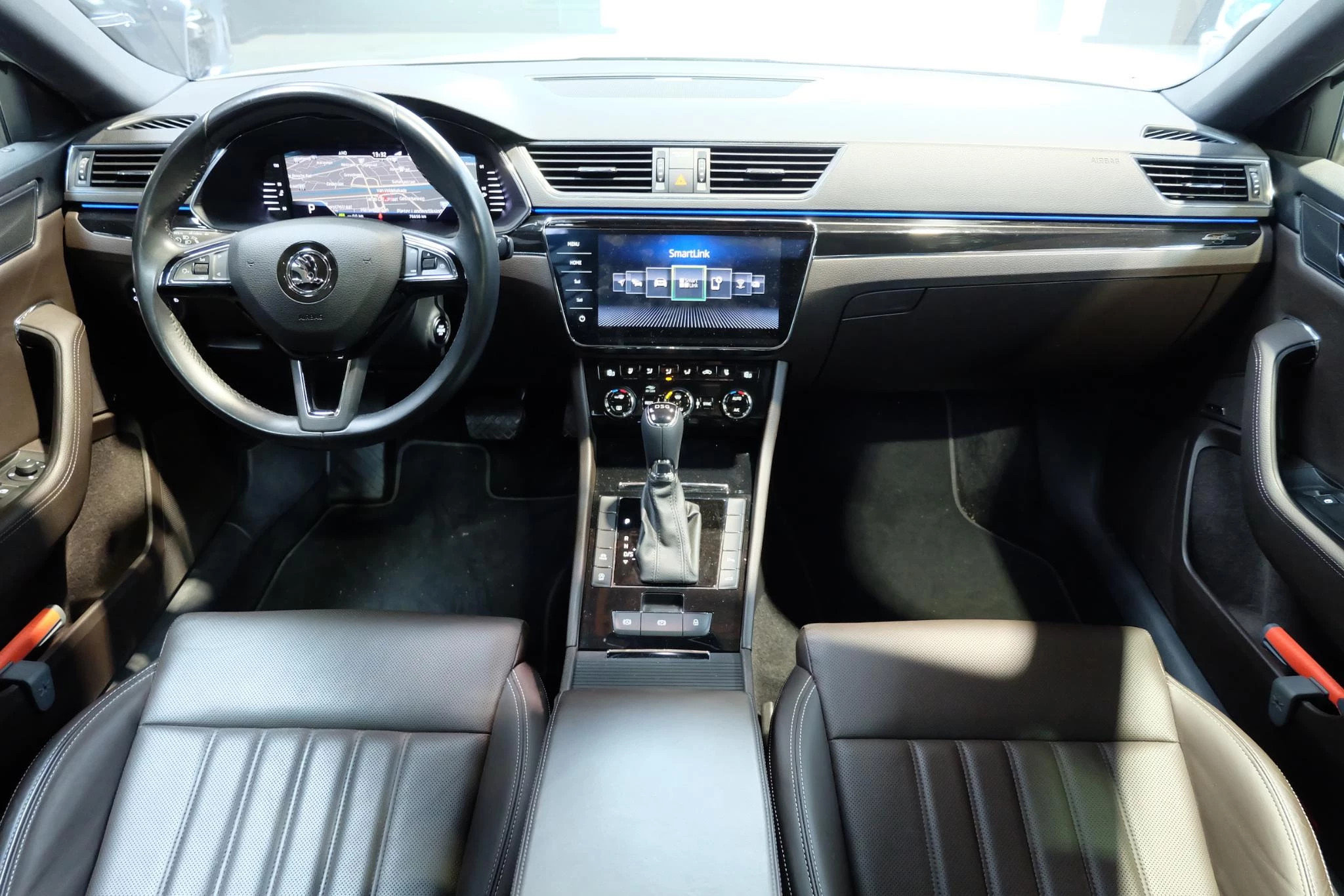Hoofdafbeelding Škoda Superb