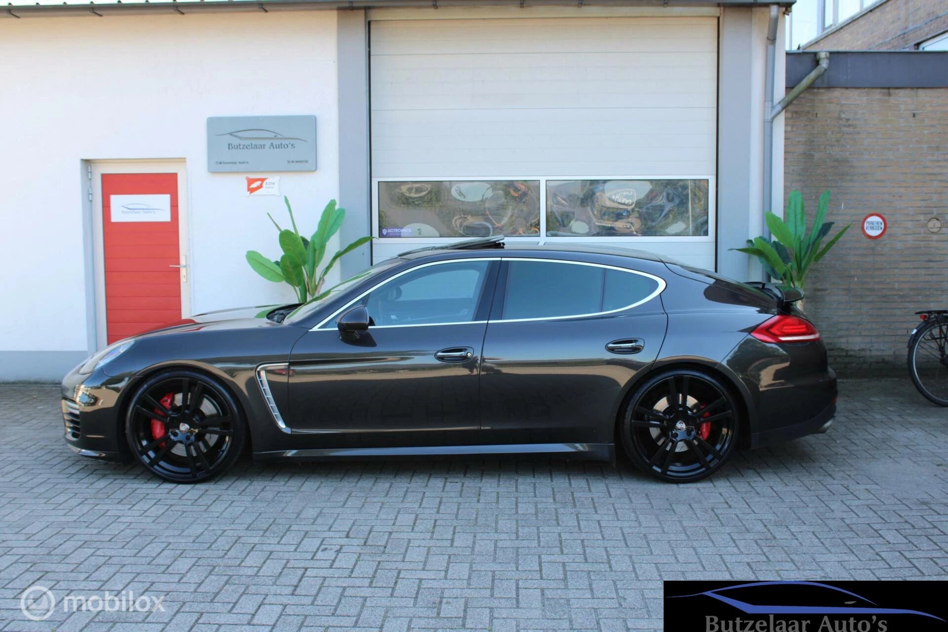 Hoofdafbeelding Porsche Panamera