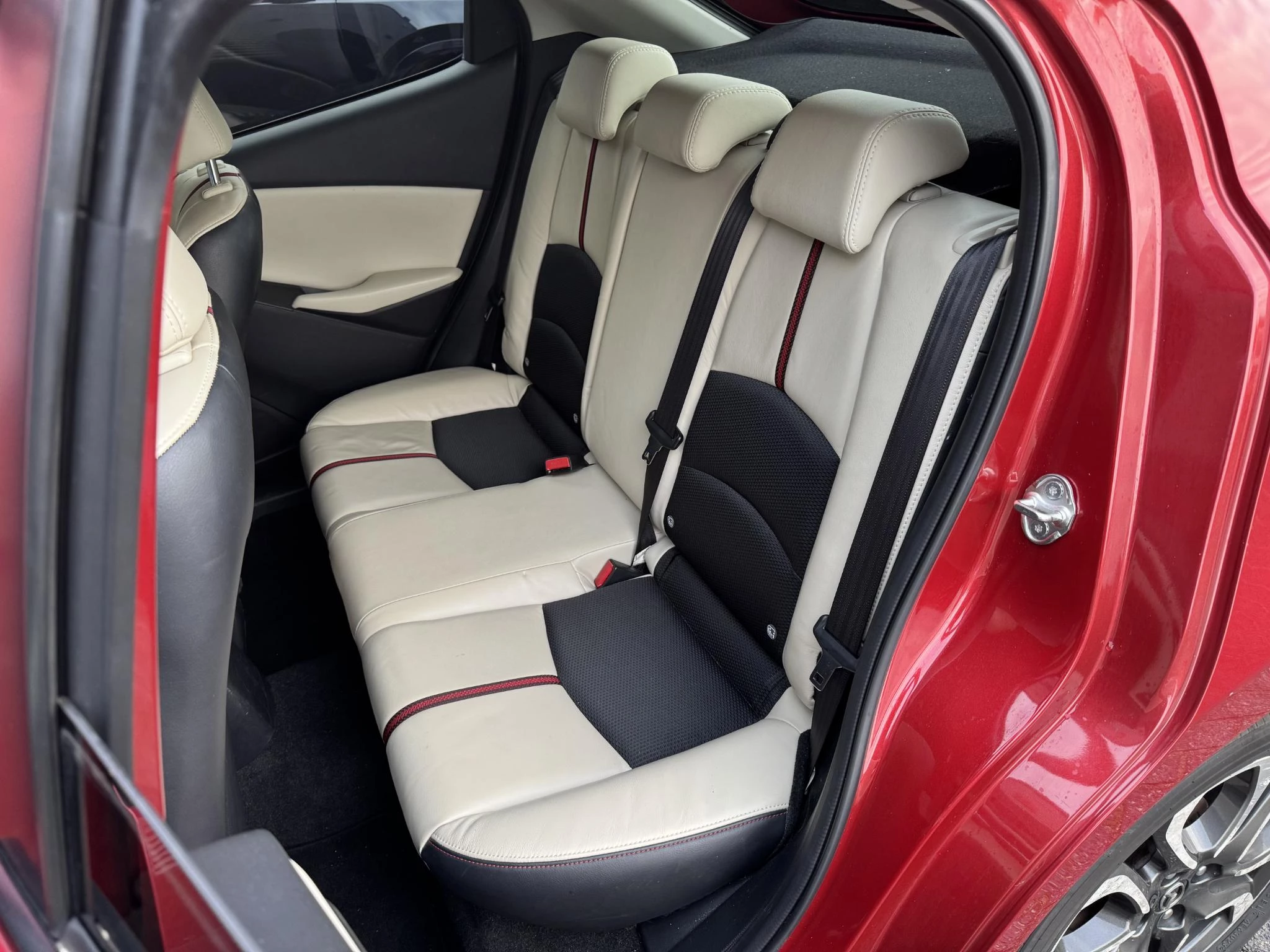 Hoofdafbeelding Mazda 2