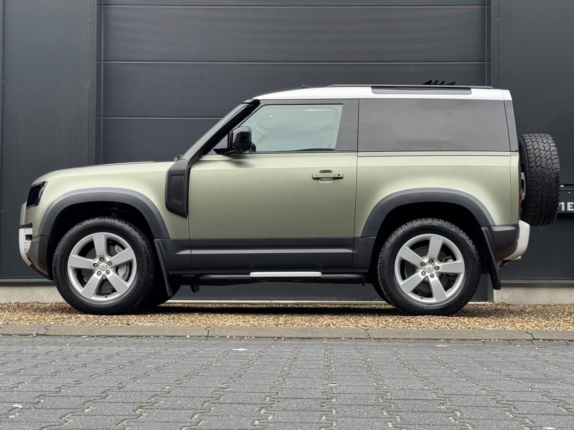 Hoofdafbeelding Land Rover Defender