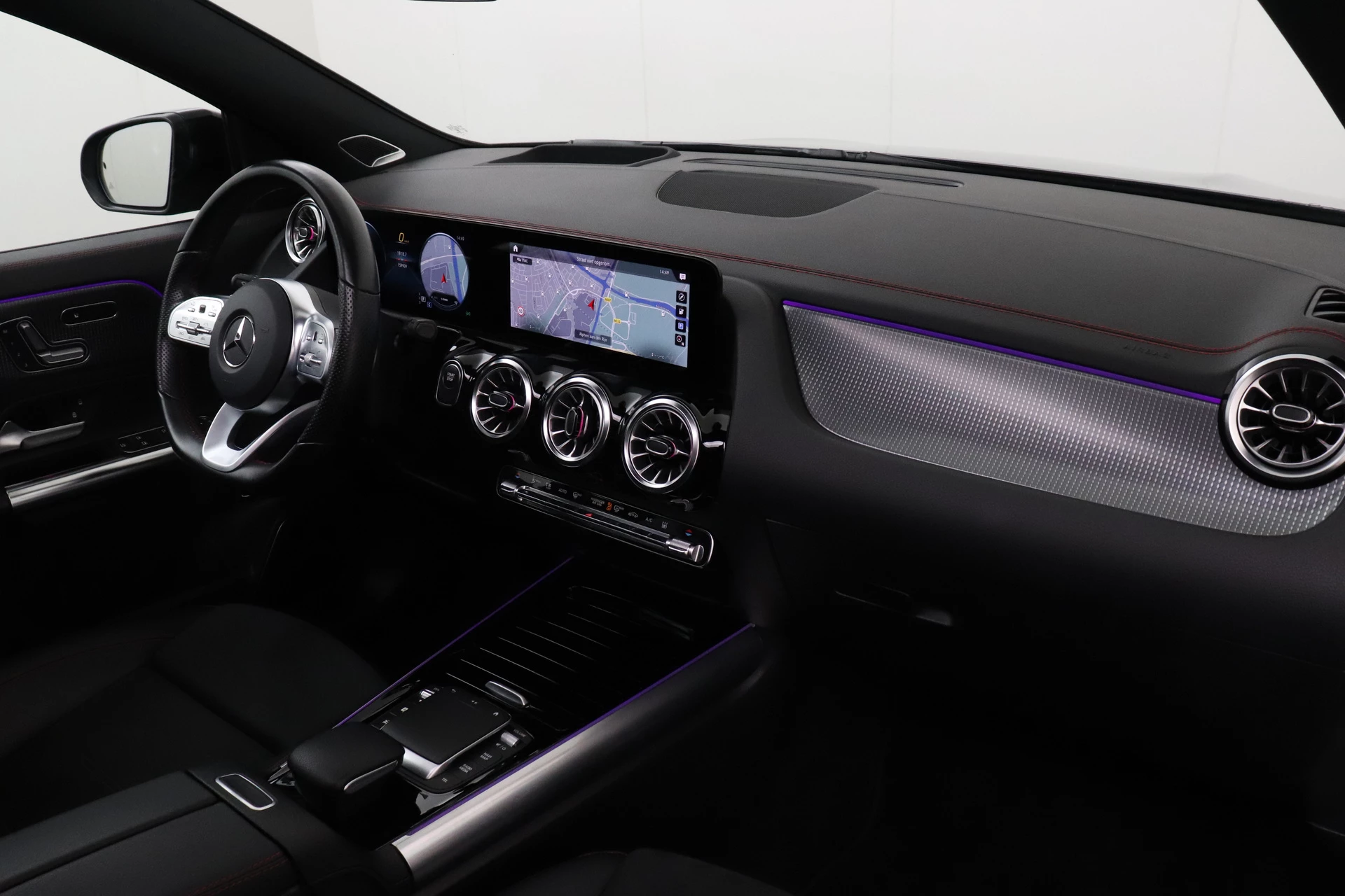 Hoofdafbeelding Mercedes-Benz EQA