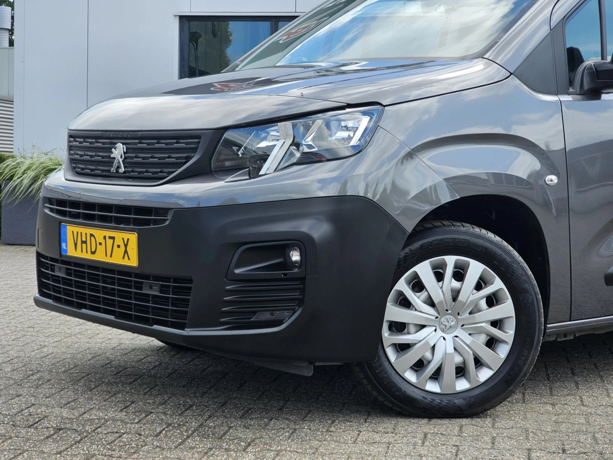 Hoofdafbeelding Peugeot Partner