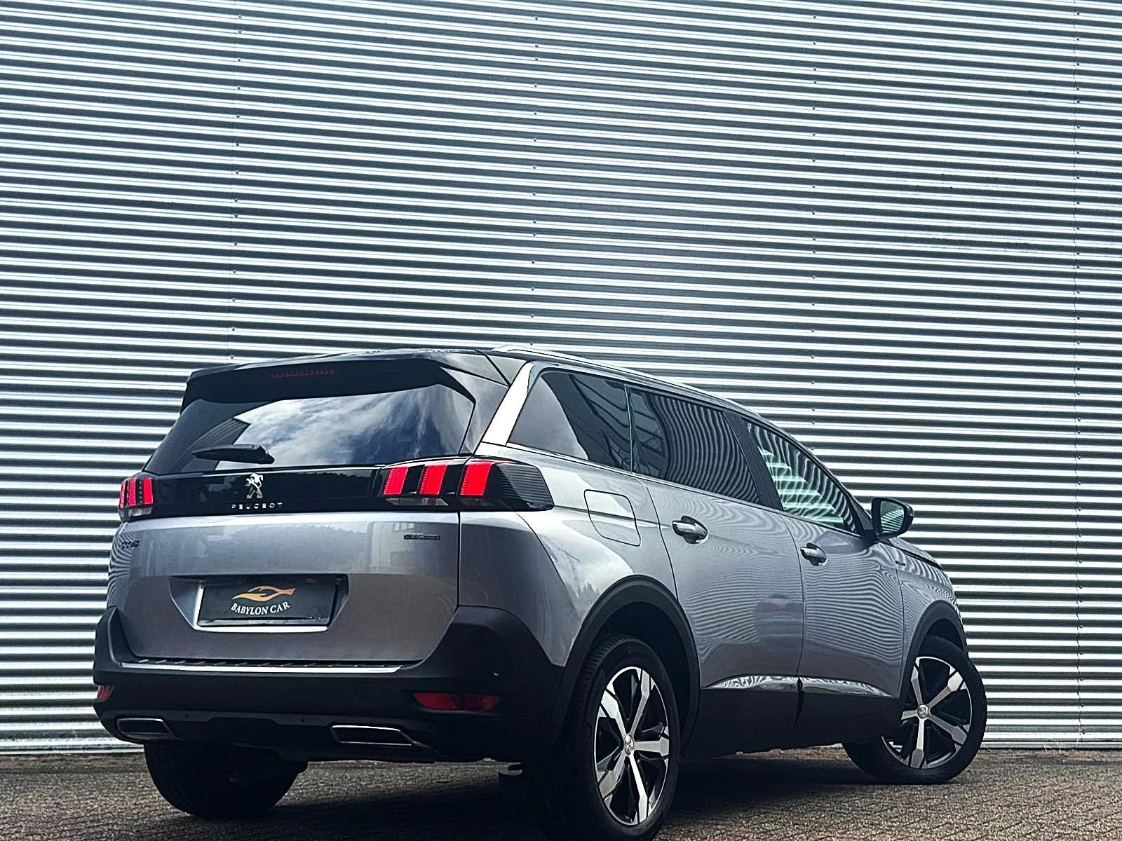 Hoofdafbeelding Peugeot 5008