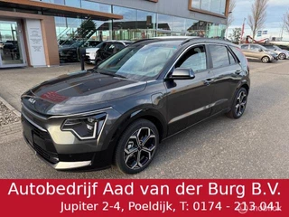 Niro 1.6 PHEV Executiveline Edition , 18 inch Sport Velgen, Elektrische verstelbare stoel,  Stoel & Stuur verwarming , Parkeerhulp voor & achter, Dodehoek detectie, Key less entry,  Slimme automatische achterklep , Privé glas ,  33 km