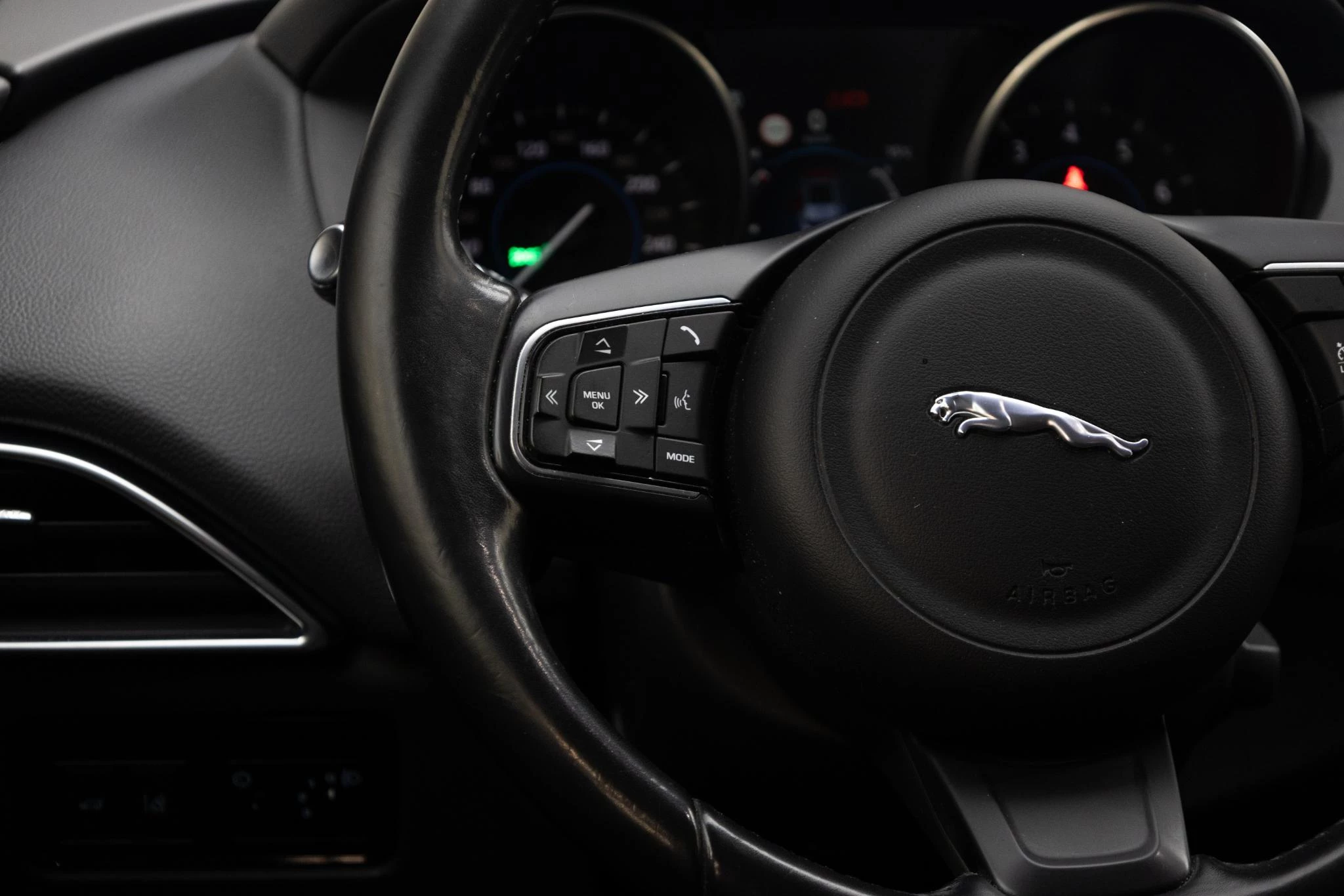 Hoofdafbeelding Jaguar F-PACE