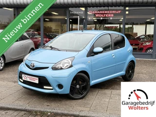Toyota Aygo 1.0 VVT-i Dynamic Blue unieke kleur airco 5drs