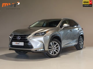 Hoofdafbeelding Lexus NX Lexus NX 300h AWD Luxury Line / 197pk / Trekhaak / Achteruitrij camera / Stoelverwarming /