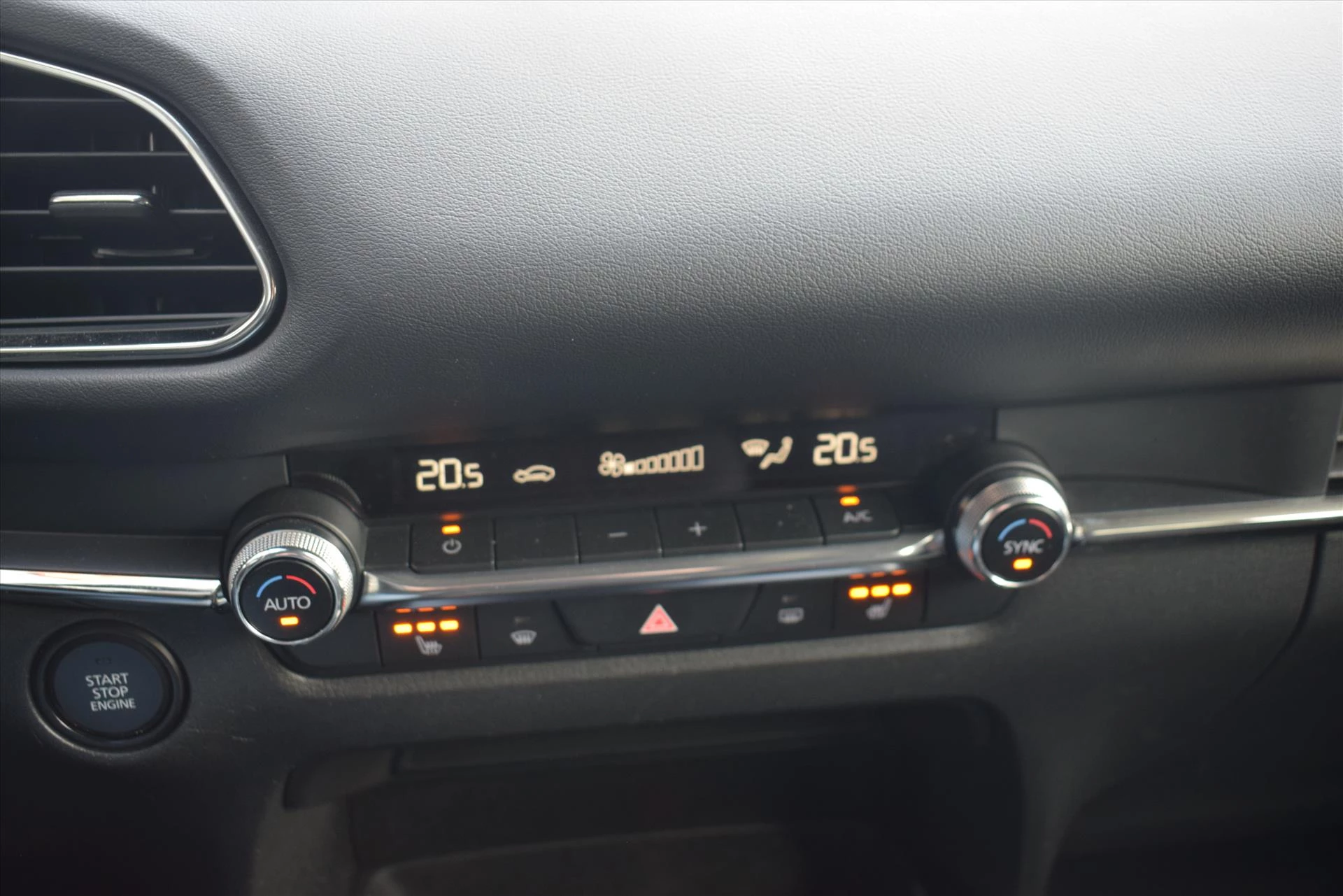 Hoofdafbeelding Mazda CX-30