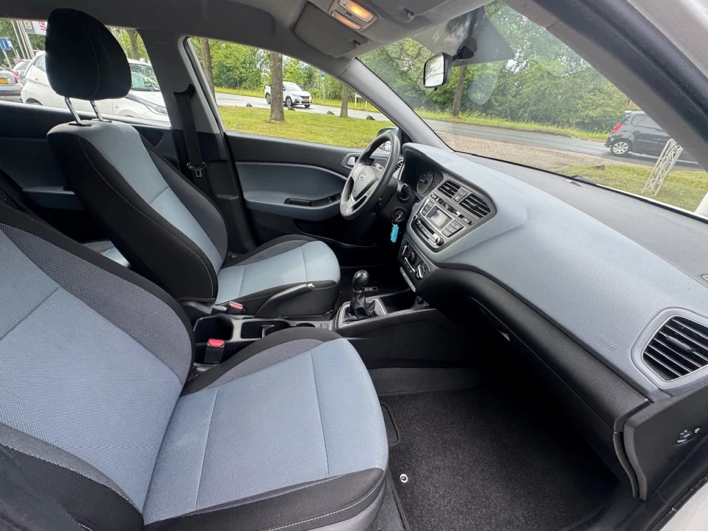 Hoofdafbeelding Hyundai i20