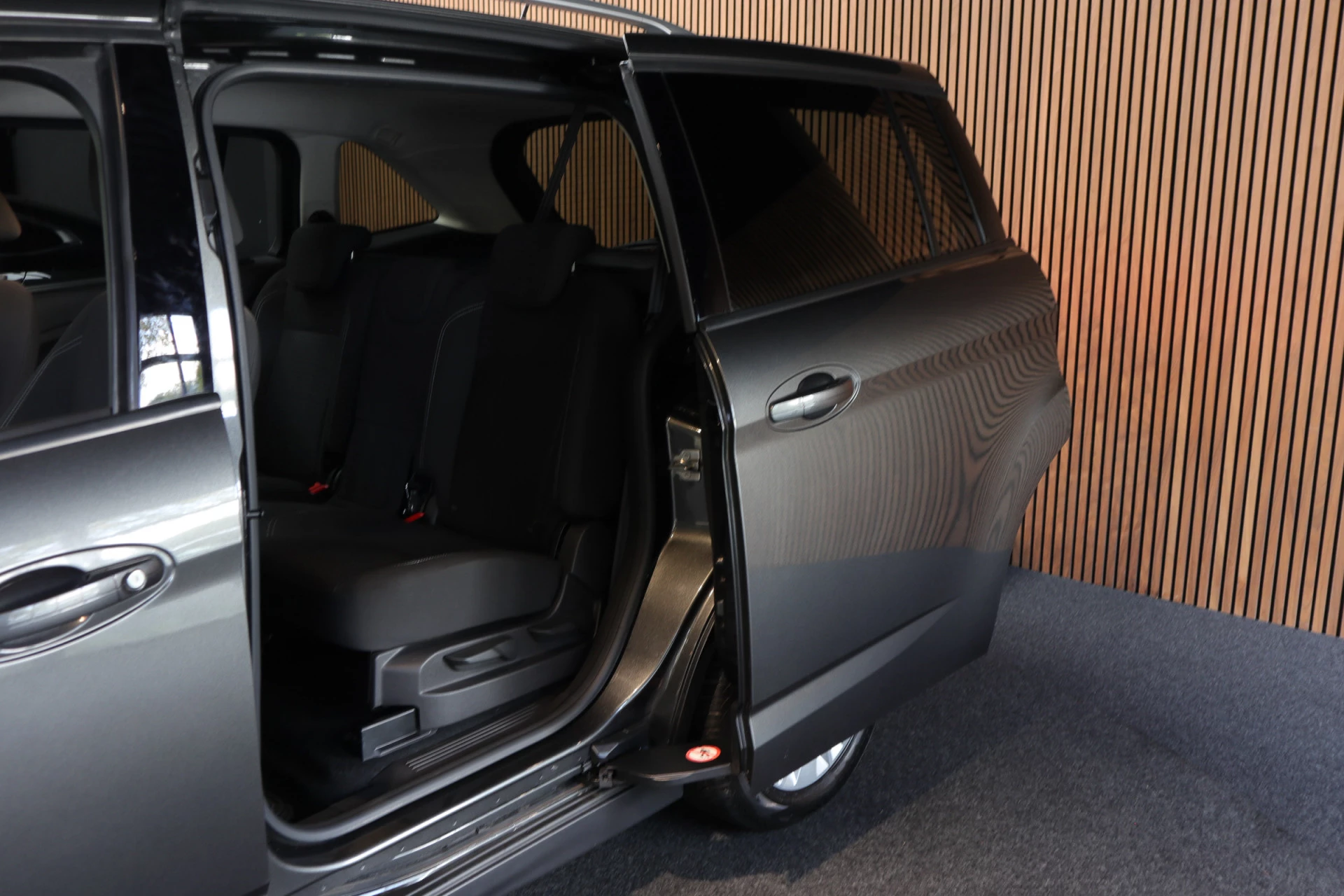 Hoofdafbeelding Ford C-MAX