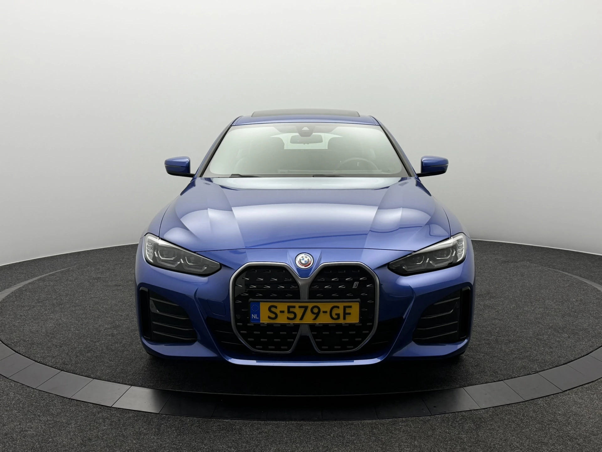 Hoofdafbeelding BMW i4