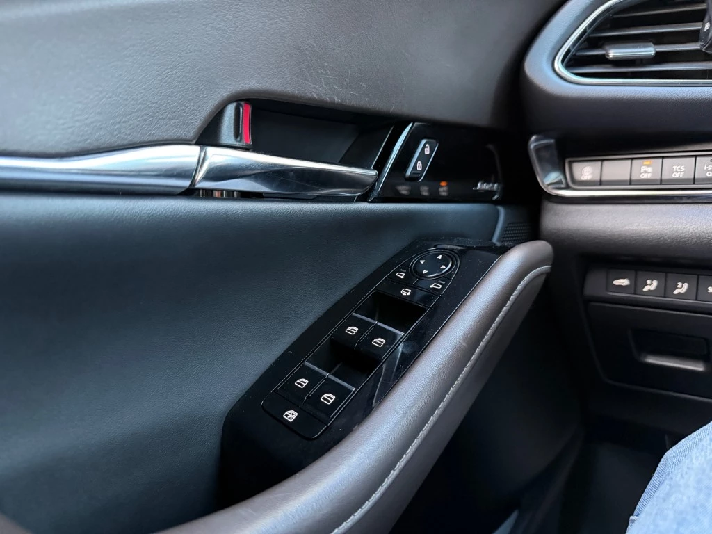 Hoofdafbeelding Mazda CX-30